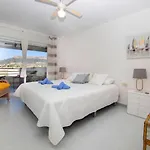 Апартаменти Esmeralda-4 By Interhome